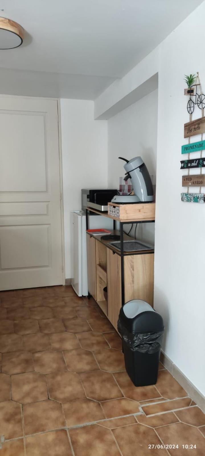 Ferienwohnung A L Ombre Du Figuier Cagnac-les-Mines Exterior foto