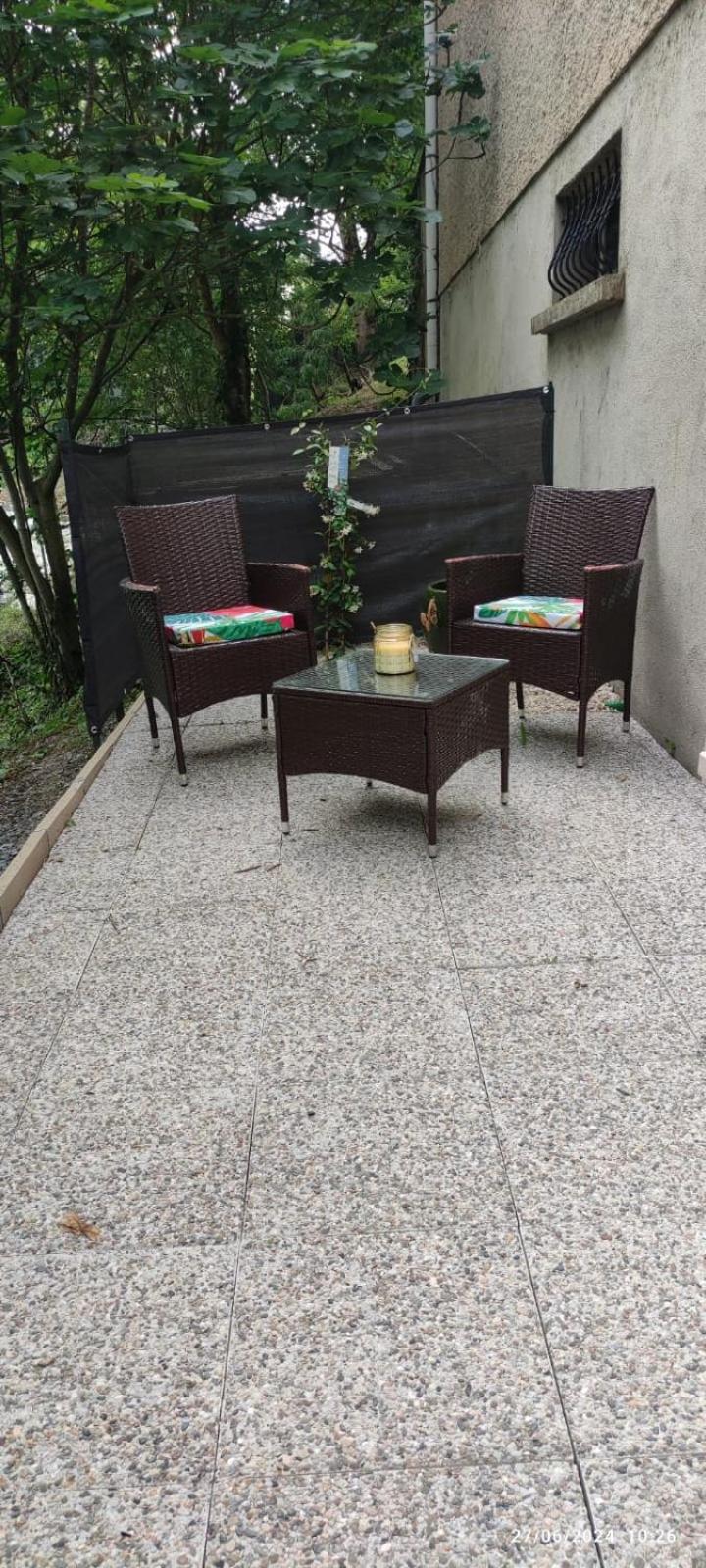Ferienwohnung A L Ombre Du Figuier Cagnac-les-Mines Exterior foto